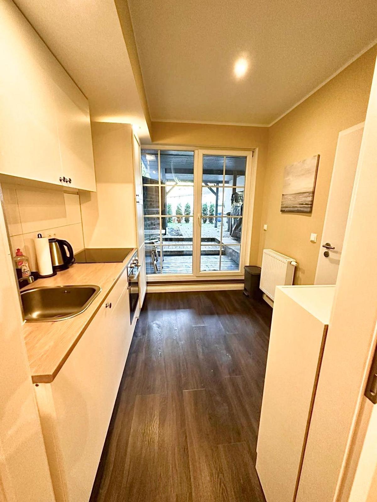 Apartment Zentrales Mit Terrasse *